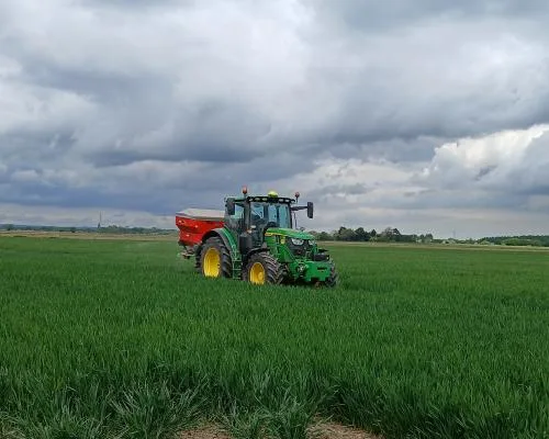 Tractor Breakdown Disrupts Farm Visit for 30 Schoolchildren