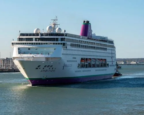 Over 1,700 people confined on cruise ship in Bordeaux amid norovirus outbreak