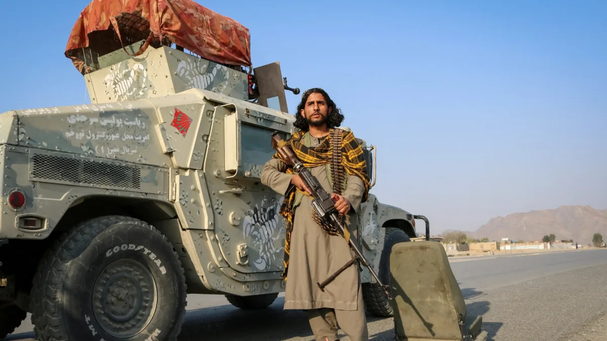 Pakistan-Afghanistan Border Tensions Rise After Deadly Attacks