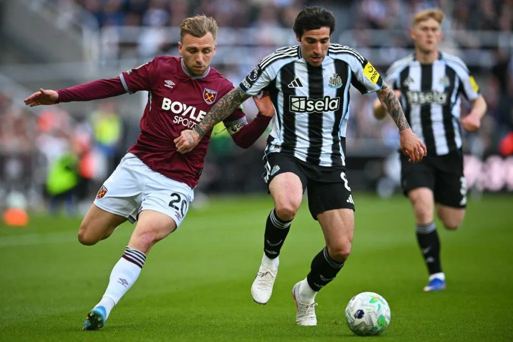 West Ham on Brink of Premier League Relegation After Newcastle Defeat