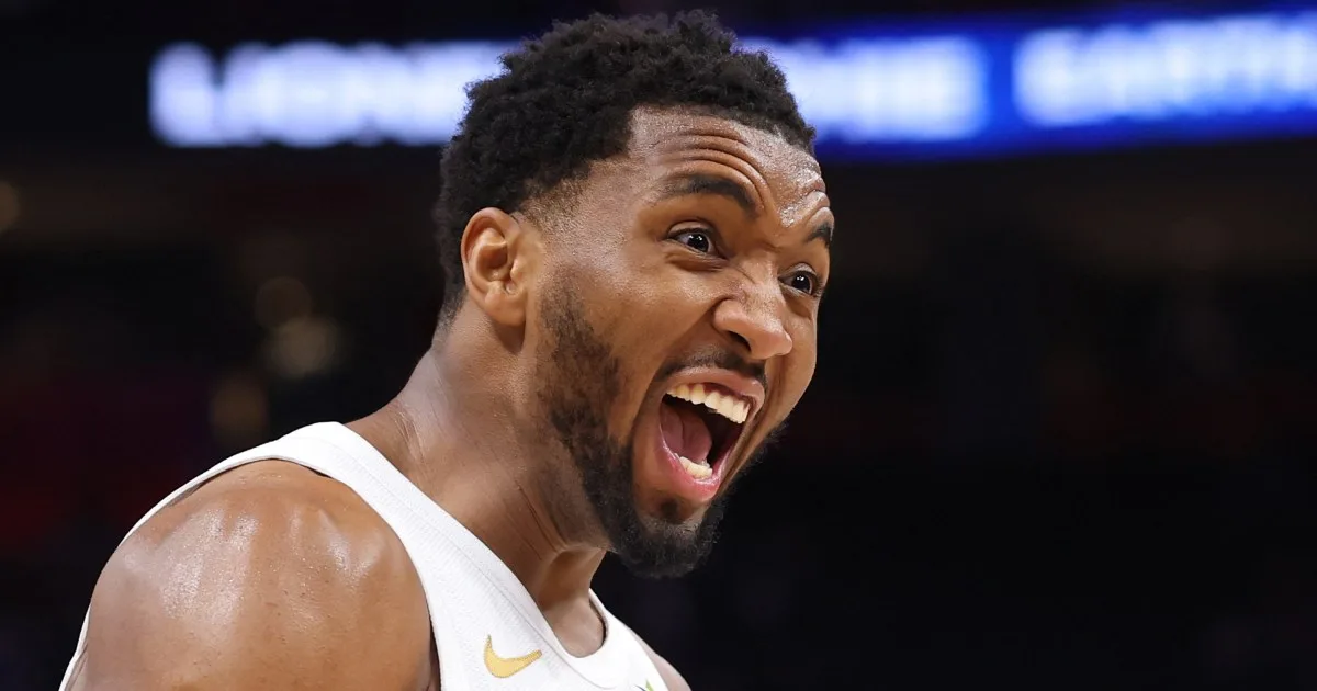 Cavaliers Crush Pistons 125-94, Advance to East Finals