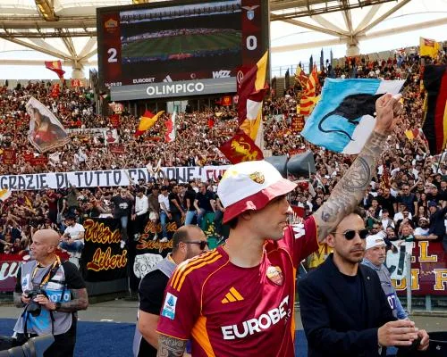 Roma Boost Champions League Hopes with 2-0 Derby Win Over Lazio