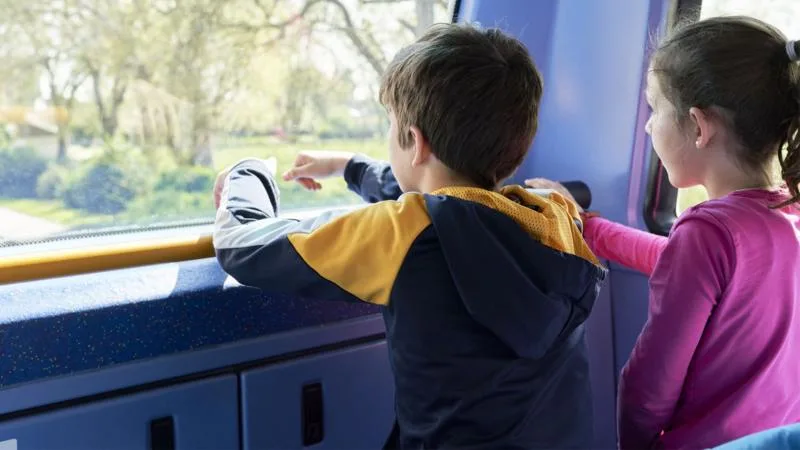 England Offers Free Bus Rides to Kids This August