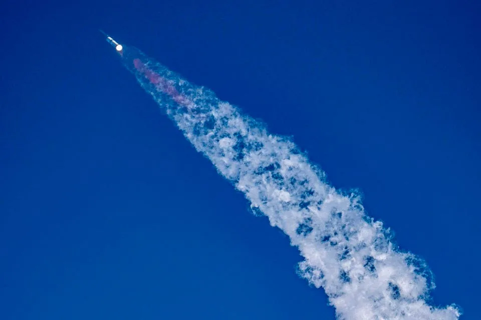 SpaceX Launches Starship V3 Amid Fuel Crisis