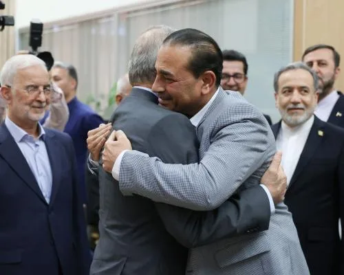 Trump Announces Peace Deal with Iran, Strait of Hormuz to Open