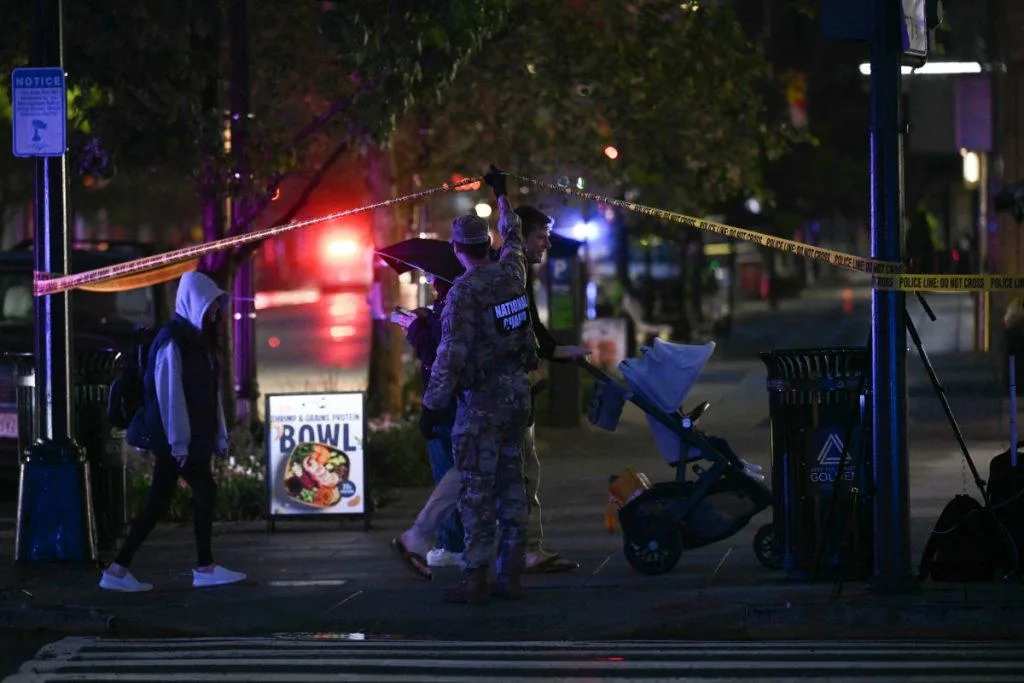 US Secret Service Kills Gunman in Shootout Near White House