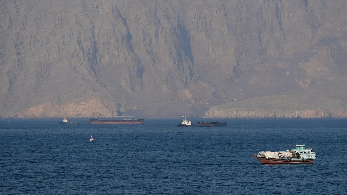 Iran, US Engage in Diplomatic Talks Amid Ongoing Conflict