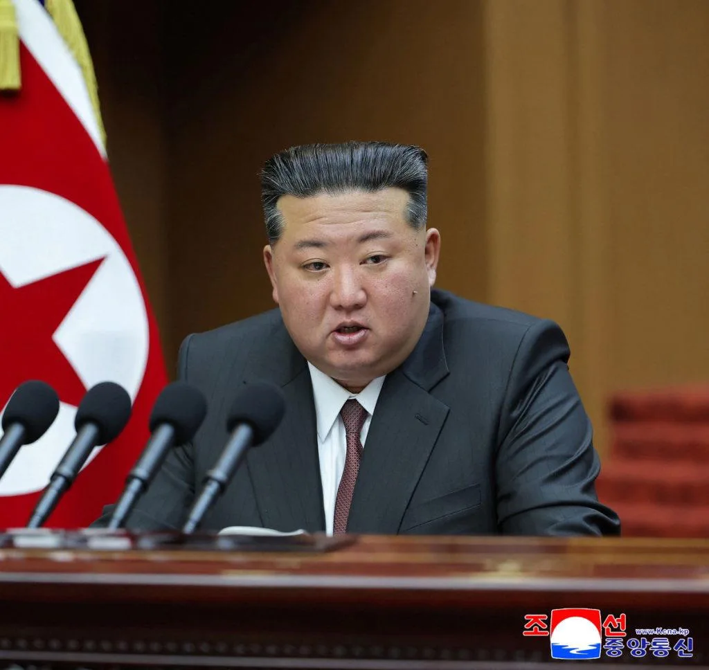 Kim Jong Un Unveils New 'Precision' Missiles Aimed at Shifting Border Power