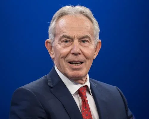 Tony Blair's 'Radical Centre' Advice Sparks Labour Party Tensions