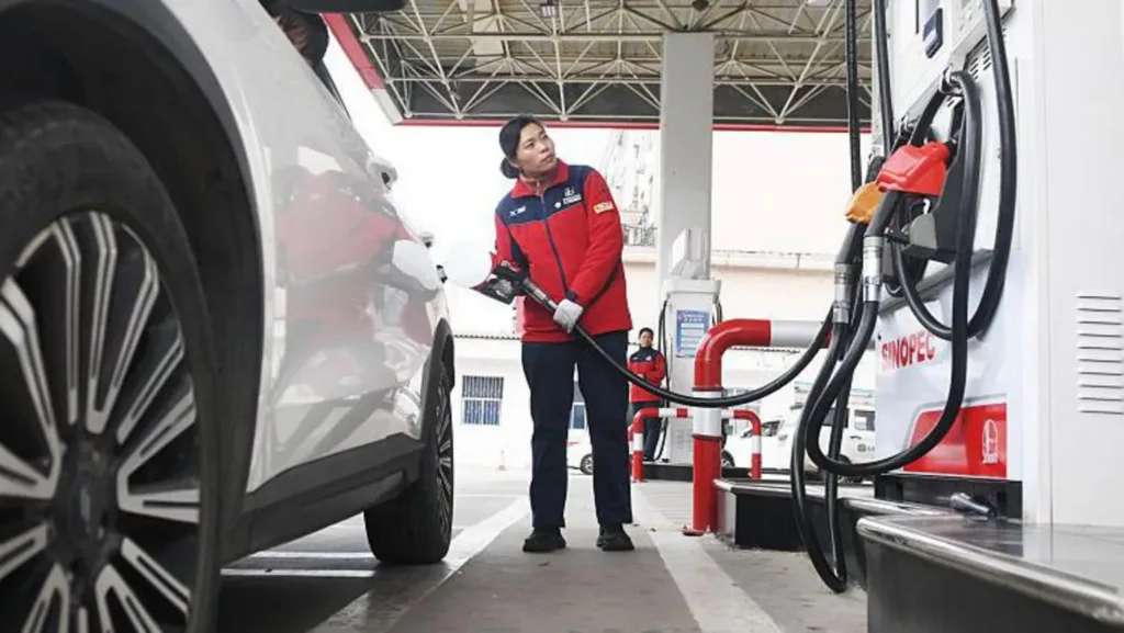 U.S. gasoline supplies hit decade low as summer driving season peaks — Ghana feels the pinch at the pump