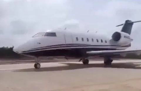 Pilot lands private jet on highway near Asaba, takes off without clearance