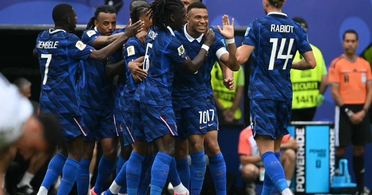 Mbappe Scores Twice as France Ease Past Iraq 3-0 in World Cup
