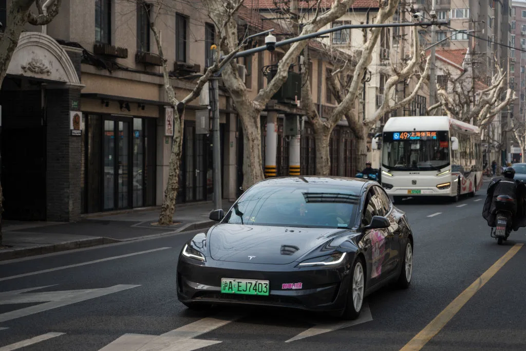 Tesla Pushes Back After Fatal Texas Crash