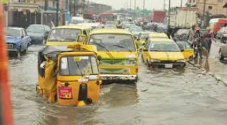 Lagos Submerged as Floods Paralyse Traffic and Disrupt Businesses