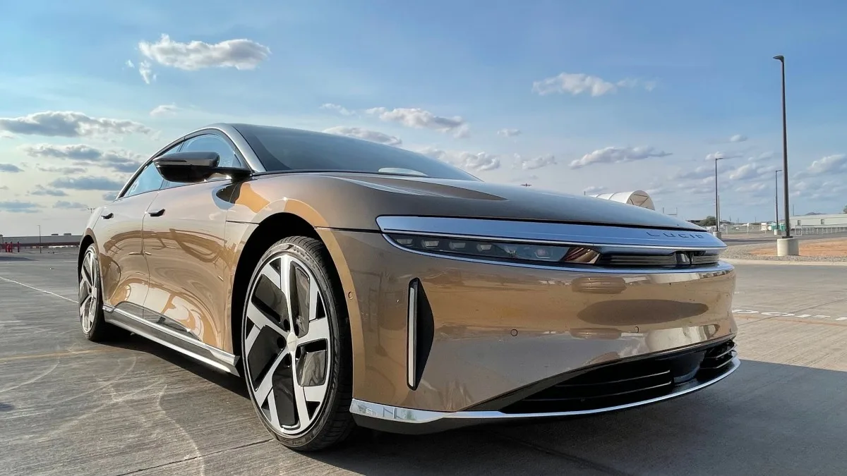 Lucid Motors CEO Fires CFO Amid Restructuring