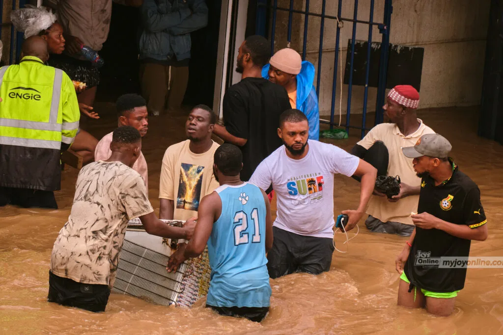 Gov’t Sets Up Five Committees to Coordinate Post-Flood Response