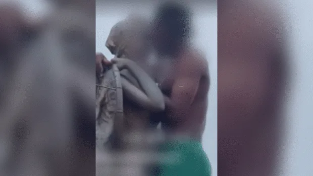 Foreign Man Sparks Outrage After Kissing Statue Honoring Jeju's Female Divers