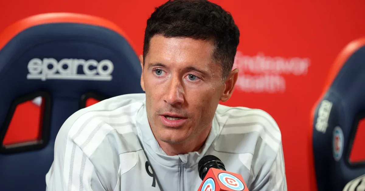 Robert Lewandowski's MLS Debut Postponed Due to Air Quality Concerns