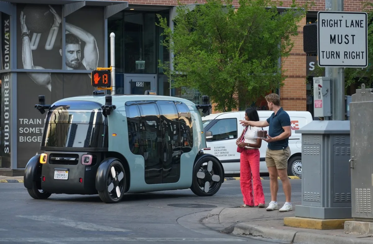 Autonomous Vehicle Fears Mount as Federal Government Accelerates Amid State and Local Opposition