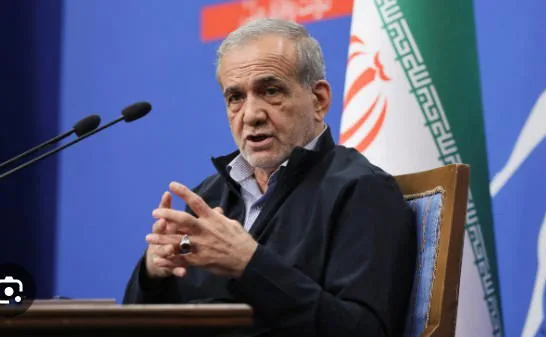 Iran and Oman Close to Strait of Hormuz Deal Amid US Suspension