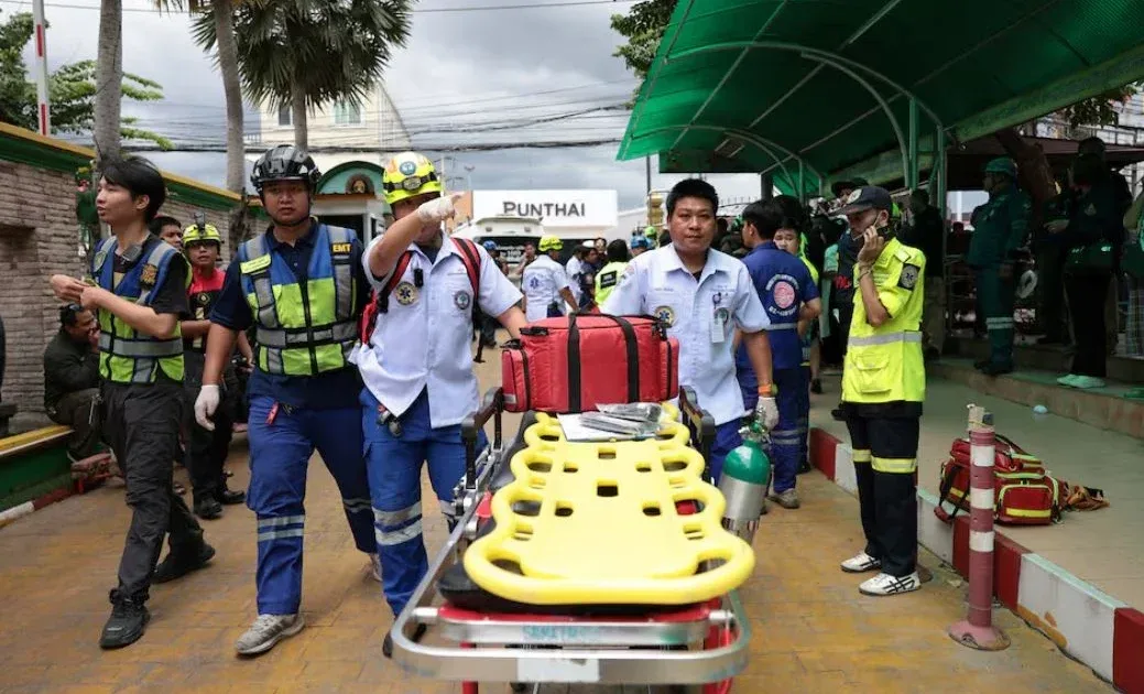 Thai Teen Kills 7, Including Grandparents, in Shooting Spree in Bangkok