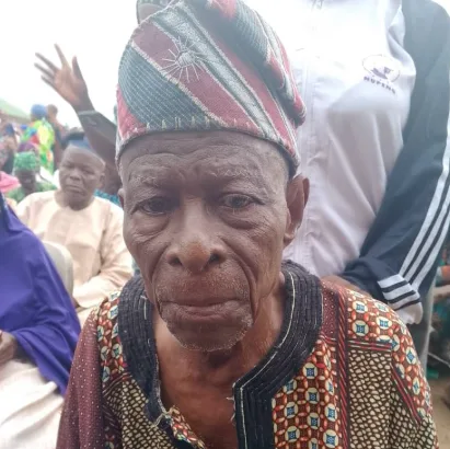 Osun Octogenarians Defy Age, Cast Votes in Governorship Election