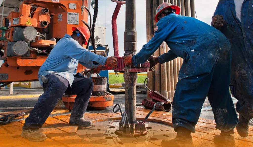Nigeria's Refineries Gobble Foreign Crude as Local Supply Dries Up