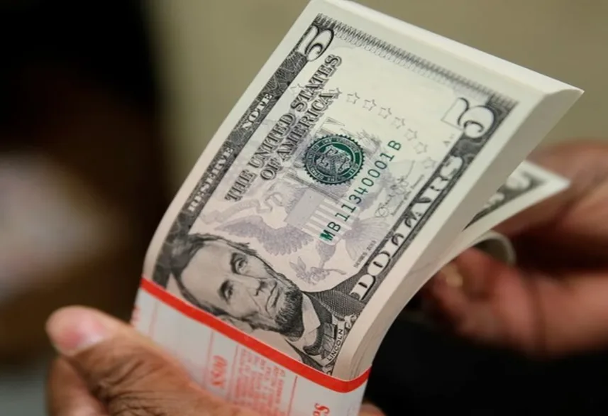 Dollar Hits N1,385 in Parallel Market as Official Rate Holds Steady